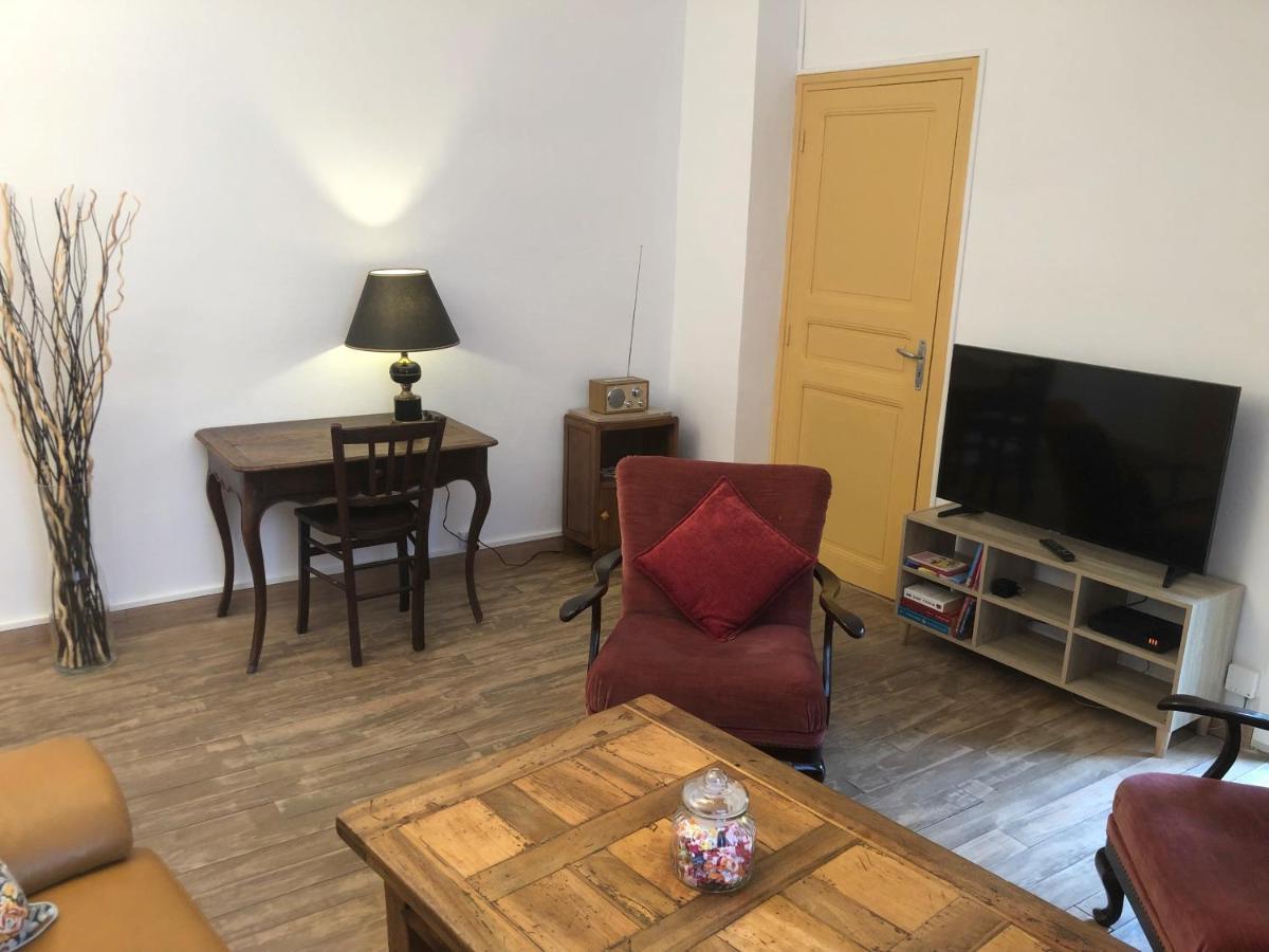 Les Maisons Du Conflent, Maisons Familiales En Pierre Au Coeur Des Remparts Вільфранш-де-Конфлан Екстер'єр фото